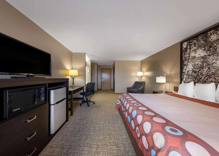 Super 8 By Wyndham Jackson Mn