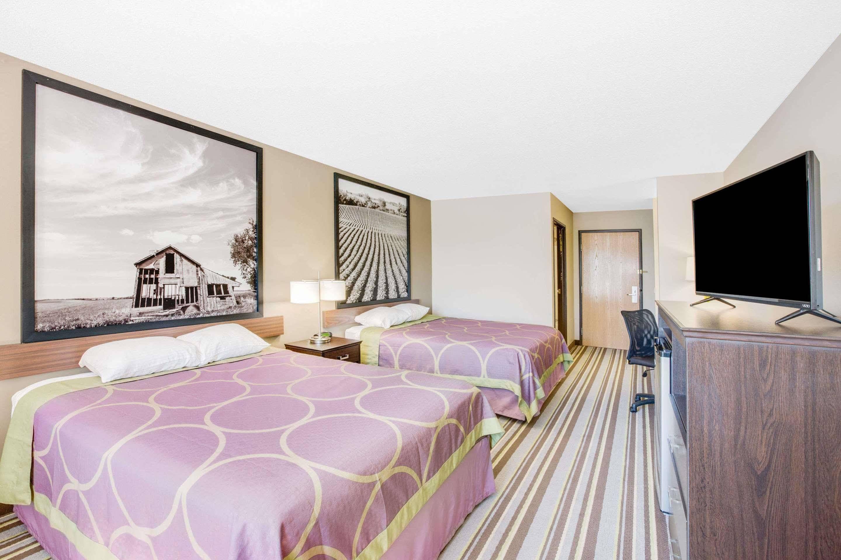 Super 8 By Wyndham Mn Hotel Jackson