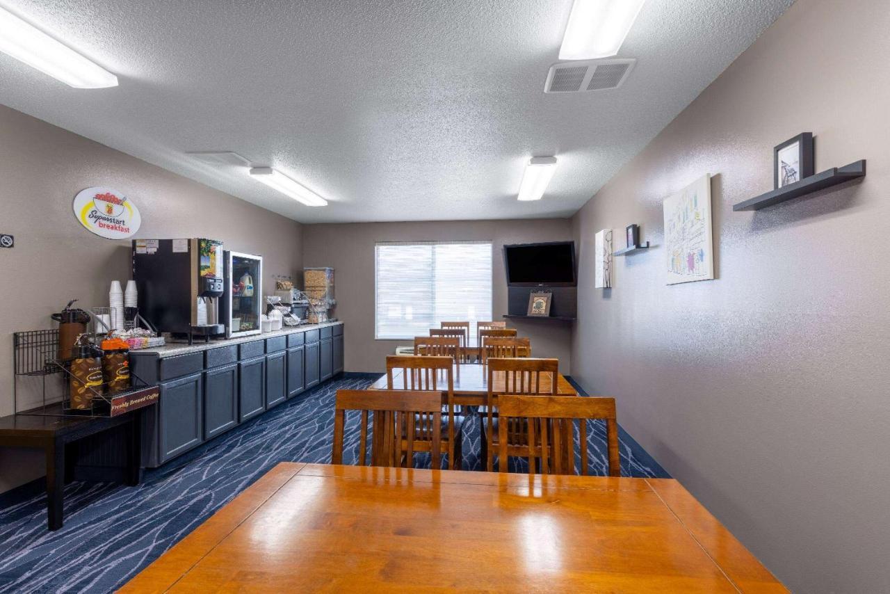 Super 8 By Wyndham Mn Jackson