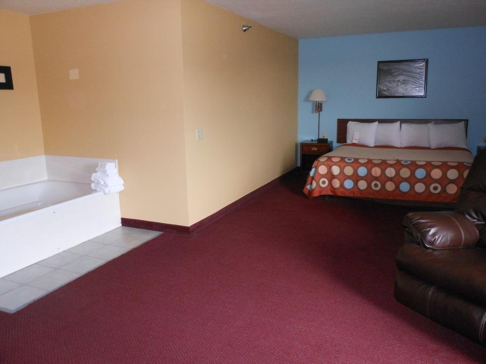Super 8 By Wyndham Mn 3*